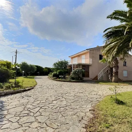 Dom wakacyjny Splendide Maison Pour 10 Personnes Avec Piscine Privee Et Grands Espaces ! *