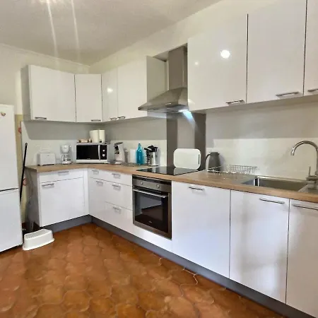 Dom wakacyjny Splendide Maison Pour 10 Personnes Avec Piscine Privee Et Grands Espaces ! *