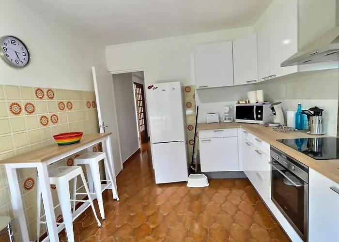 Holiday home Splendide Maison Pour 10 Personnes Avec Piscine Privee Et Grands Espaces ! Beziers